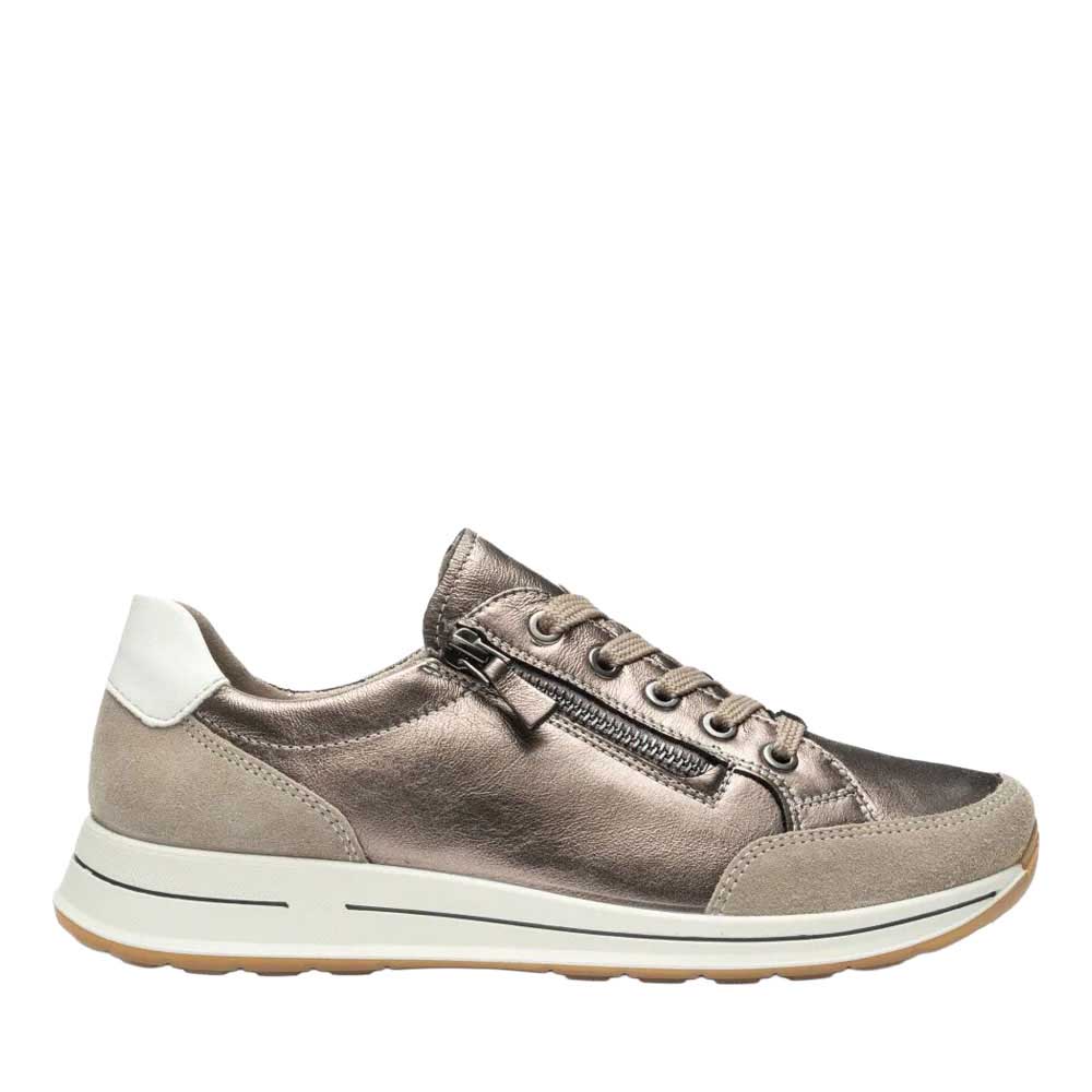 ara Osaka 2.0 Sneaker